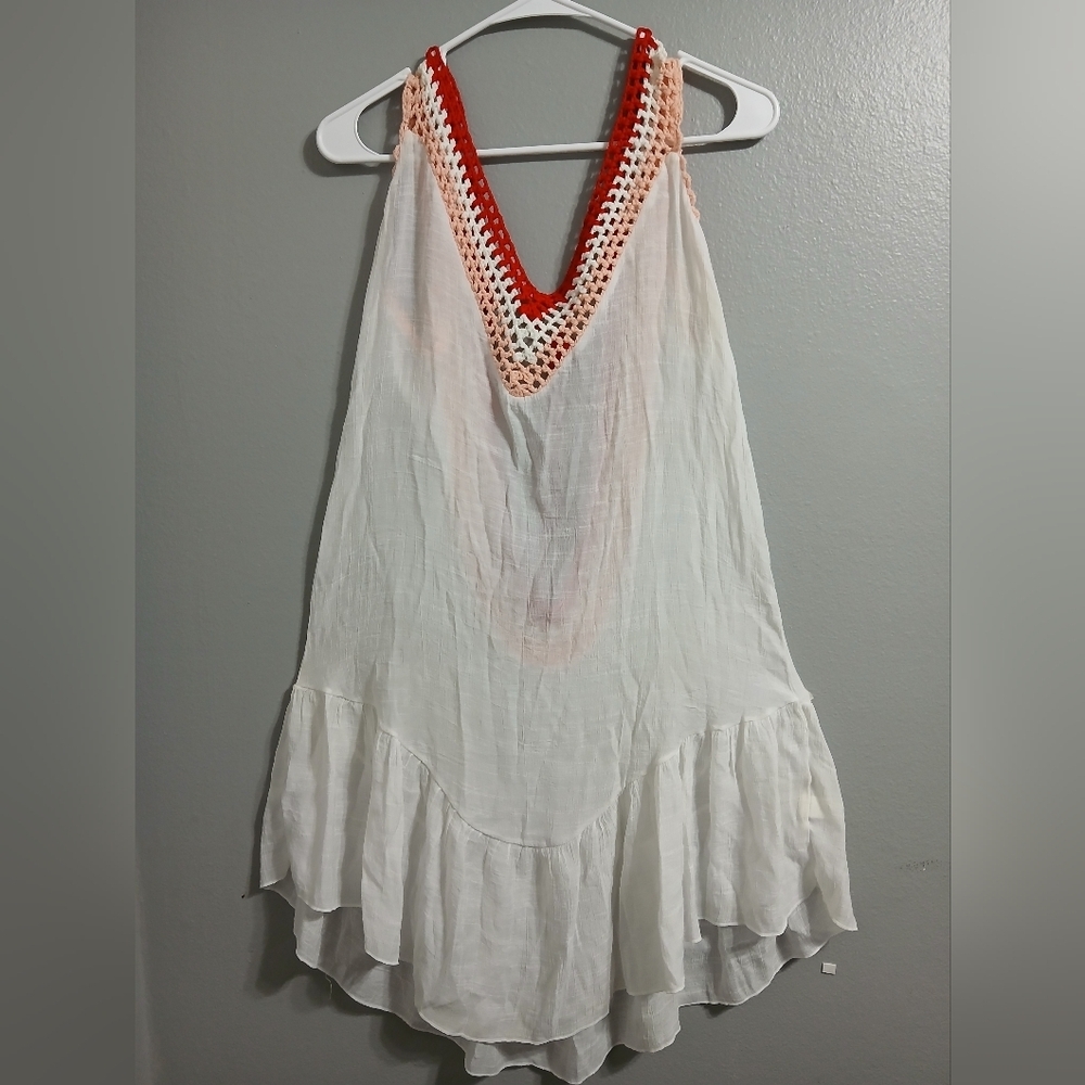 Cupshe White and Pink Ruffle Hem Swim Coverup - Picture 4 of 13